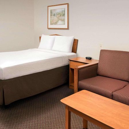 Woodspring Suites Savannah Garden City Exteriér fotografie