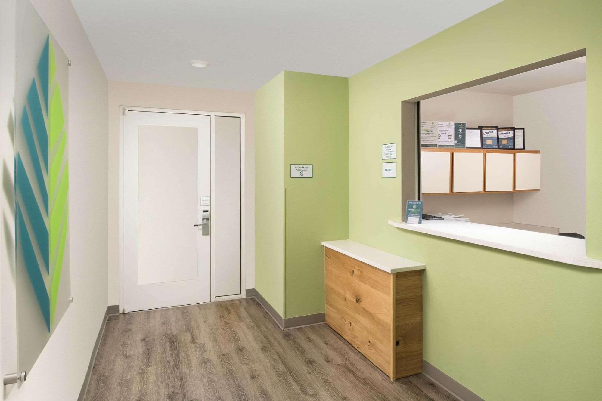 Woodspring Suites Savannah Garden City Exteriér fotografie