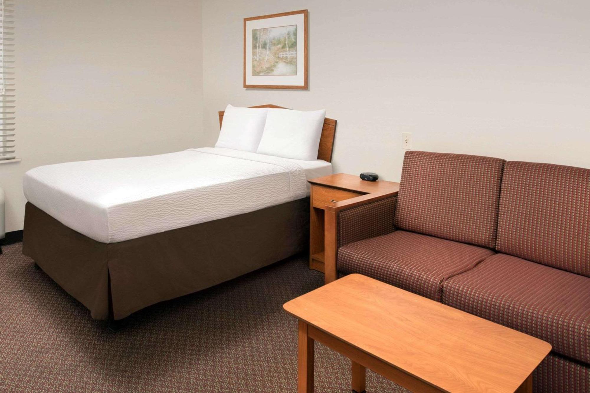 Woodspring Suites Savannah Garden City Exteriér fotografie