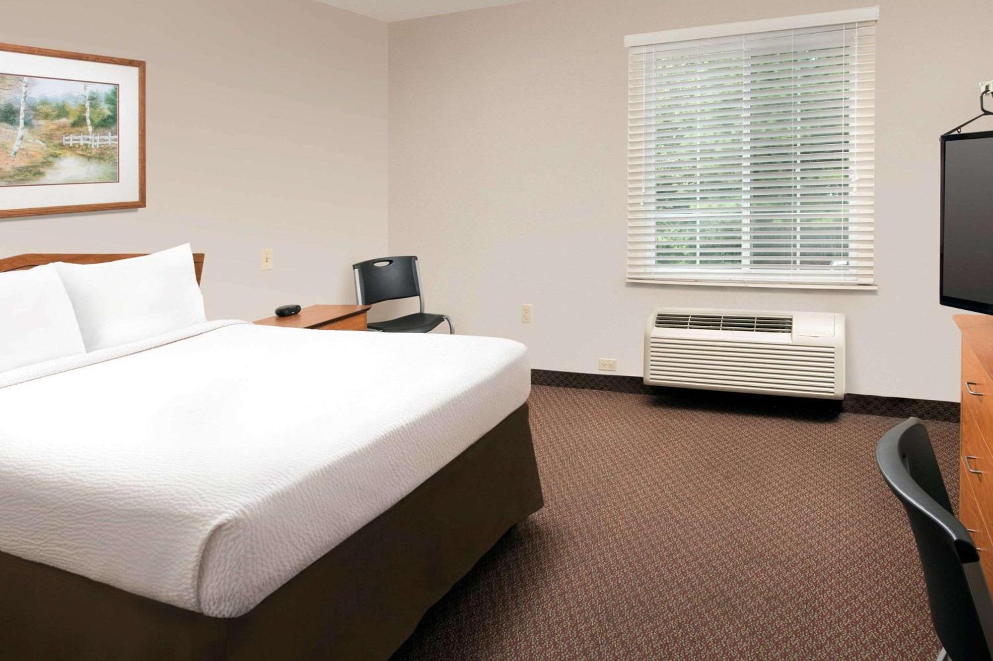 Woodspring Suites Savannah Garden City Exteriér fotografie