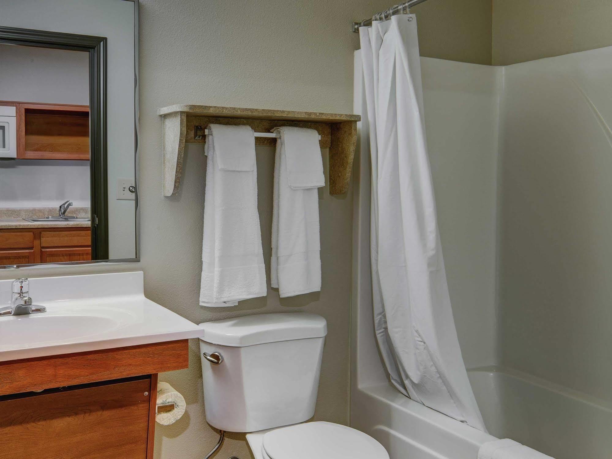 Woodspring Suites Savannah Garden City Exteriér fotografie